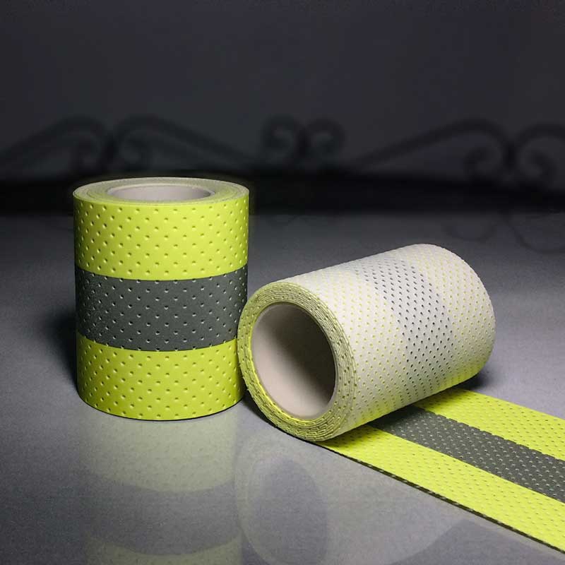 全棉黄银黄冲孔阻燃万搏(中国)布