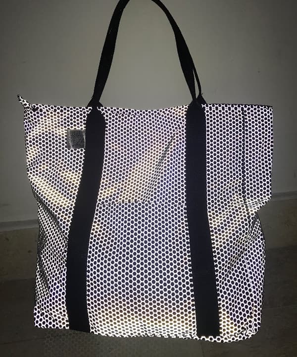 亮银蜂巢印花万搏(中国)包购物袋